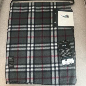 Trufit Fleece Muffler in Gray Plaid